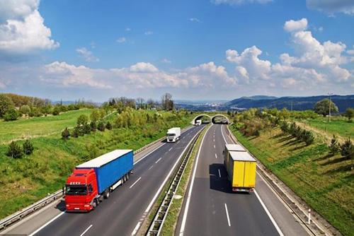公路货物运输集装箱运输方式有什么优势?